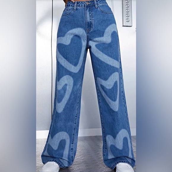 SHEIN Denim - High Waisted Heart Print Wide Leg Jeans | Dark Wash Denim Size Large